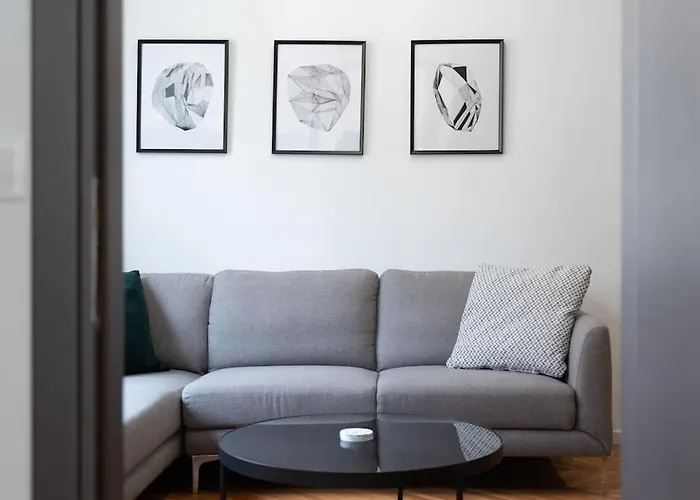 Athens Heart: Downtown Home