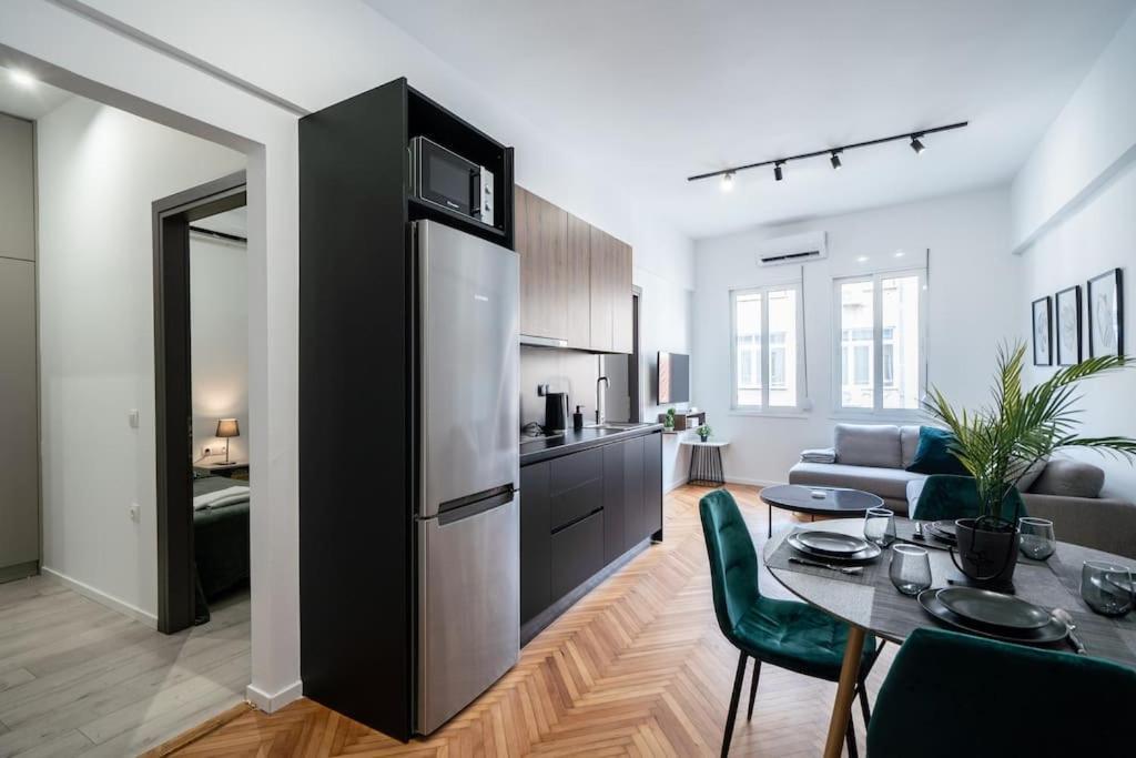 Apartment Heart: Downtown